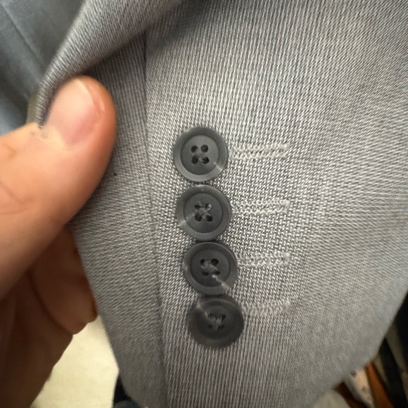 J. Ferrer Two Piece Slim Fit Grey Suit 44R 32X 32 Pants WORN ONCE - Picture 9 of 12